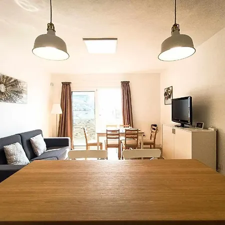 Flor De Cia Vacation Apartment *